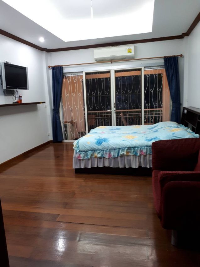 To sale Condominium at Baan Suan Lalana