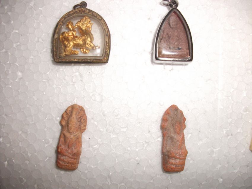 Magnifique Amulettes Thailandaises