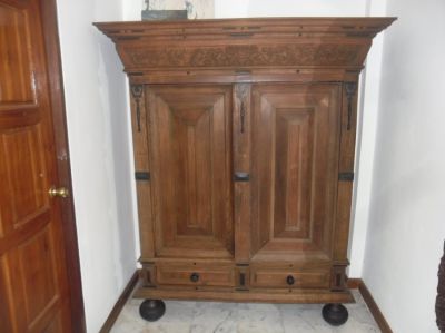 Antique Dutch cabinet REDUCED PRICE, HAVE TO SELL URGENTLY !!!