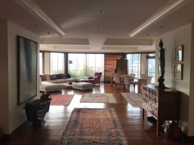 Penthouse at Moon Tower in Sukhumvit Soi 59 for Sale