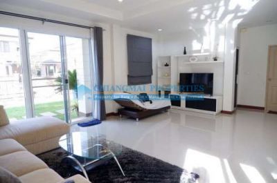 H5543 - Fully-furnished, 4-bedroom, 2-storey house with 3 bathroom(s)