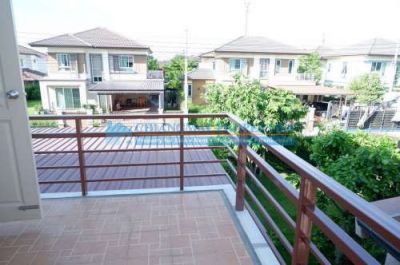 H5543 - Fully-furnished, 4-bedroom, 2-storey house with 3 bathroom(s)