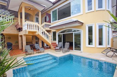 Luxury Pool Villa in Soi Kha Talo For Sale!!
