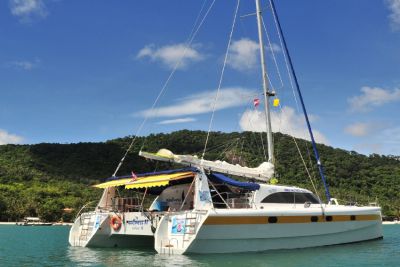 Catamaran NAUTINESS II - for sailing & cruising - extra wide 7.7 m