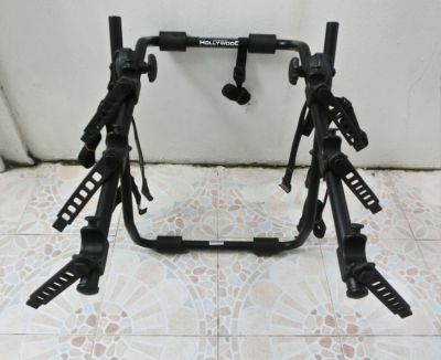 Fully Adjustable Mountain Bike Rack - holds 3 bikes - car with boot