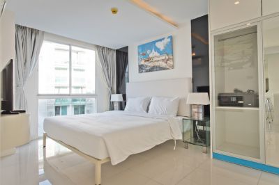 City Center Residence – Studio & 1 Bed for Rent! 