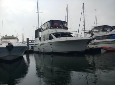 40' Carver 405 Motor Yacht 