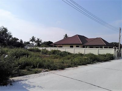 Ideally Located 200 TW Home Building Plot Just North of Hua Hin