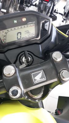 Honda CB300F Model 2015 use mileage 1,140km. special price 80,000 bath