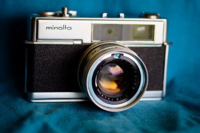 Minolta Hi Matic 7 Camera with Brown Case