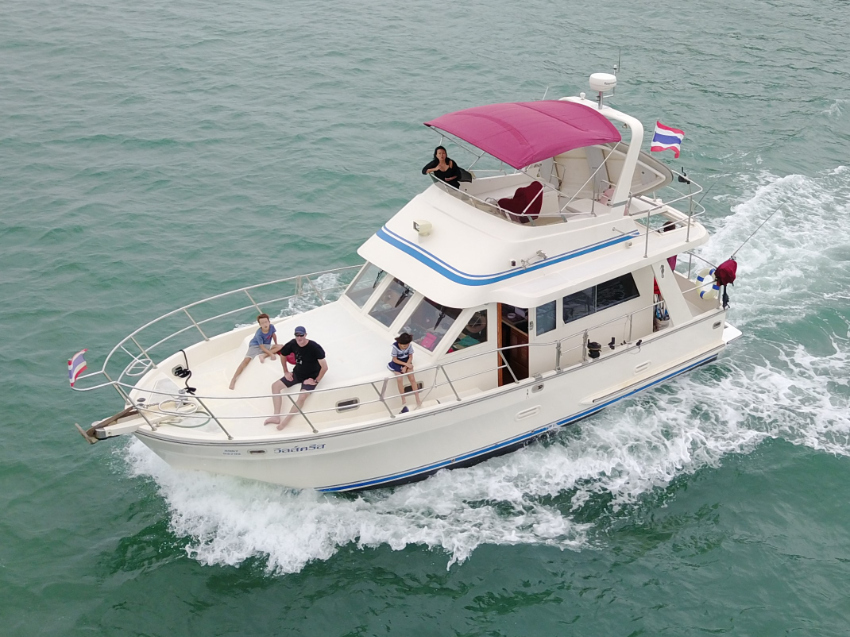 2007 Seahorse Trawler - wife says sell now! 