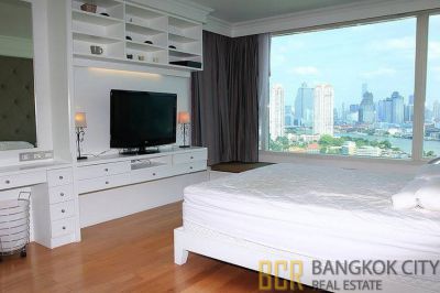 Watermark Chaopraya Luxury Condo Spacious and High Floor 3 Bedroom Uni