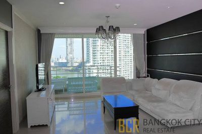 Watermark Chaopraya Luxury Condo Spacious and High Floor 3 Bedroom Uni