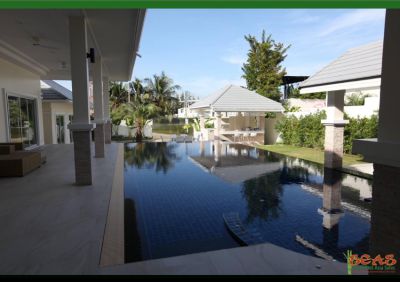 Breathtaking Quality Investment Villa in Quiet Hua Hin Garden Developm