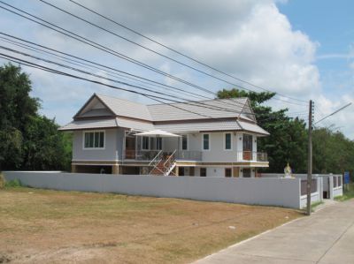 NOW REDUCED FOR QUICK SALE. Modern Family House in Sattahip