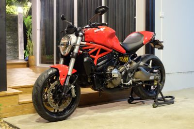  Ducati Monster 821 Performance 2015 with Termignoni Exhaust low kms!