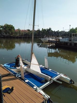 NACRA  5.2  completely rebuilt with trailer 