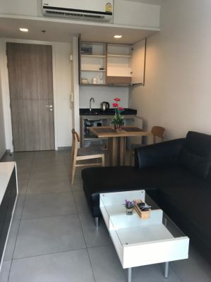 Unixx South Pattaya - 1 Bedroom for rent  22nd FL.   South Side