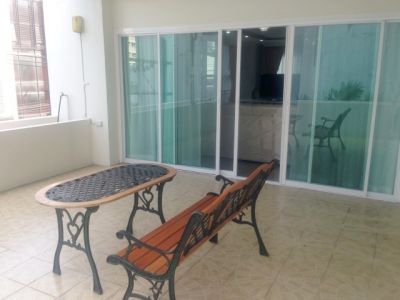 Apartment With Big Balcony For Rent (Pets OK)