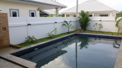 Pool villa for sale in Cha Am