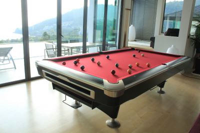 Pooltables 8,9 ft Free Delivery in Thailand & Full Accessories 