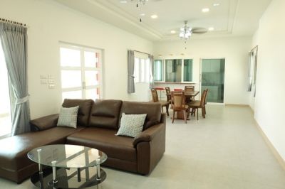 Stunning fully furnished newer house in Sansai, Chiang Mai.