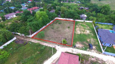 A GREAT STAND-ALONE, WALLED PLOT FOR YOUR HOME, GOOD HUAY YAI LOCATION