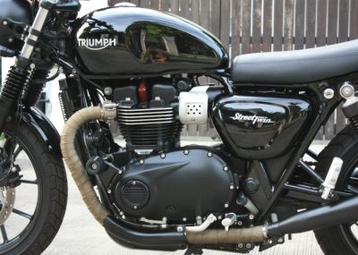 [ For Sale ] Triumph street twin 2017 only 4000km excellent condition