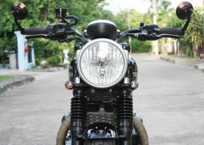 [ For Sale ] Triumph street twin 2017 only 4000km excellent condition