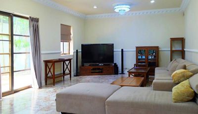 House in Lake mabprachan for rent 