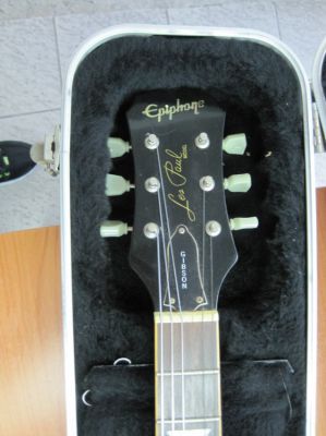 Gibson Guitar 