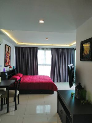 To Rent in Wong Amat tower at 25th floor a 41.5 sqm studio