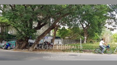 Land for sale, Soi Phaholyothin 48, intersection 17