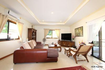 Beautiful 5 Bedroom pool villa with guest house for sale.