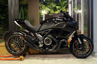 Ducati Diavel 2013 with HP CORSE exhaust & lots of Ducabike extras!