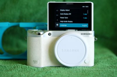 Samsung NX500 4K Video Wi-Fi BT NFC White Body