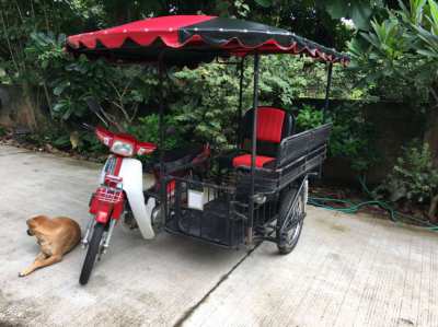 Honda Dream with Sidecar for Sale