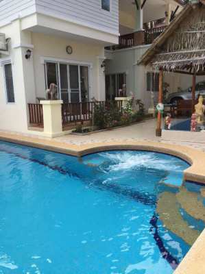 Spacious secure house with pool at Beverly Hills village Hua Hin