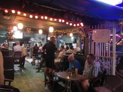 Popular Beer Bar / Pool Bar in Hua Hin 3 MONTHS RENT PAID and Deposit