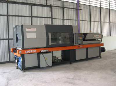 Injection Moulding machine