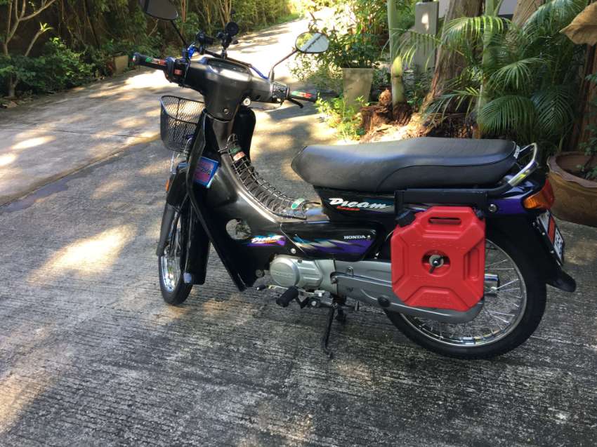 Cheapest Adventure Motorcycle in Thailand for Sale - Honda Dream | 0 ...