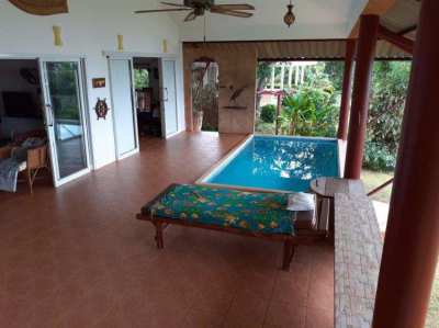 3 bedroom house with panoramic sea view , private sea access for sale