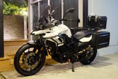 BMW F700GS 2016 with 3 boxes! Very valuable price!