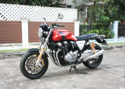[ For Sale ] Honda CB1100RS 2017 only 5000km excellent condition