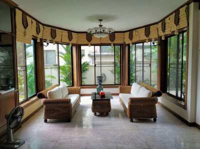 House for rent in Sukhumvit 89, close to International school 