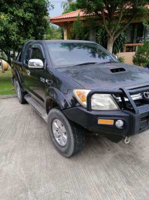 2008 Toyota Hilux.  3.0 litre.  Bull Bars Fitted