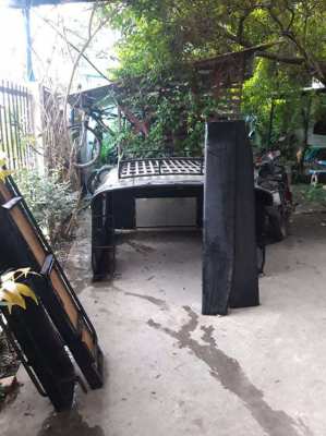 for sale black pickup roof including 2 benches