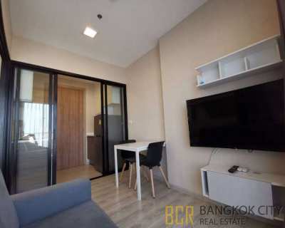 Midst Rama 9 Luxury Condo Very High Floor 1 Bedroom Flat for Rent/Sale