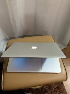 MacBook Pro 15” A1398 (2017) ( Refurbished)