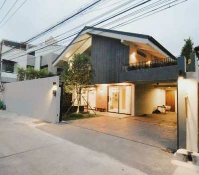 Bangkok Modern contemporary Private Pool house for sale 